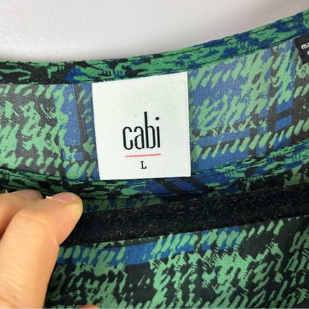CAbi Green & Blue 2 Piece Short Sleeve Blouse Size Large - Picture 3 of 12